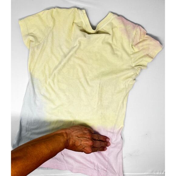 Apple Corps Ltd All You Need is Love Beatles Tshirt Size S Pre-Owned in fair - Picture 6 of 7